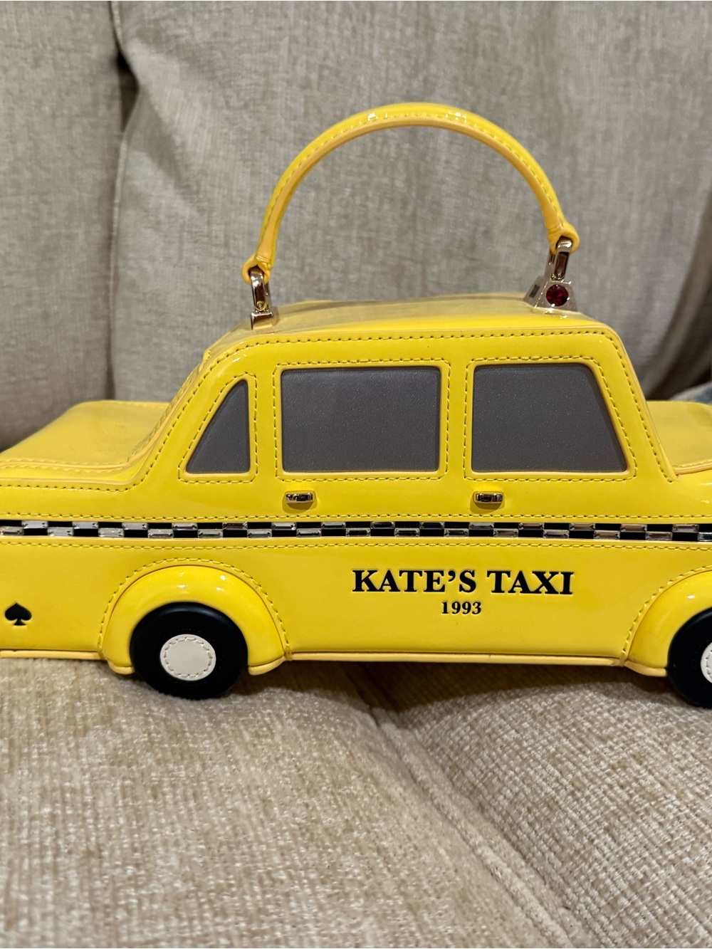 Kate spade NY, Kate’s taxi! Novelty taxi crossbody collectible